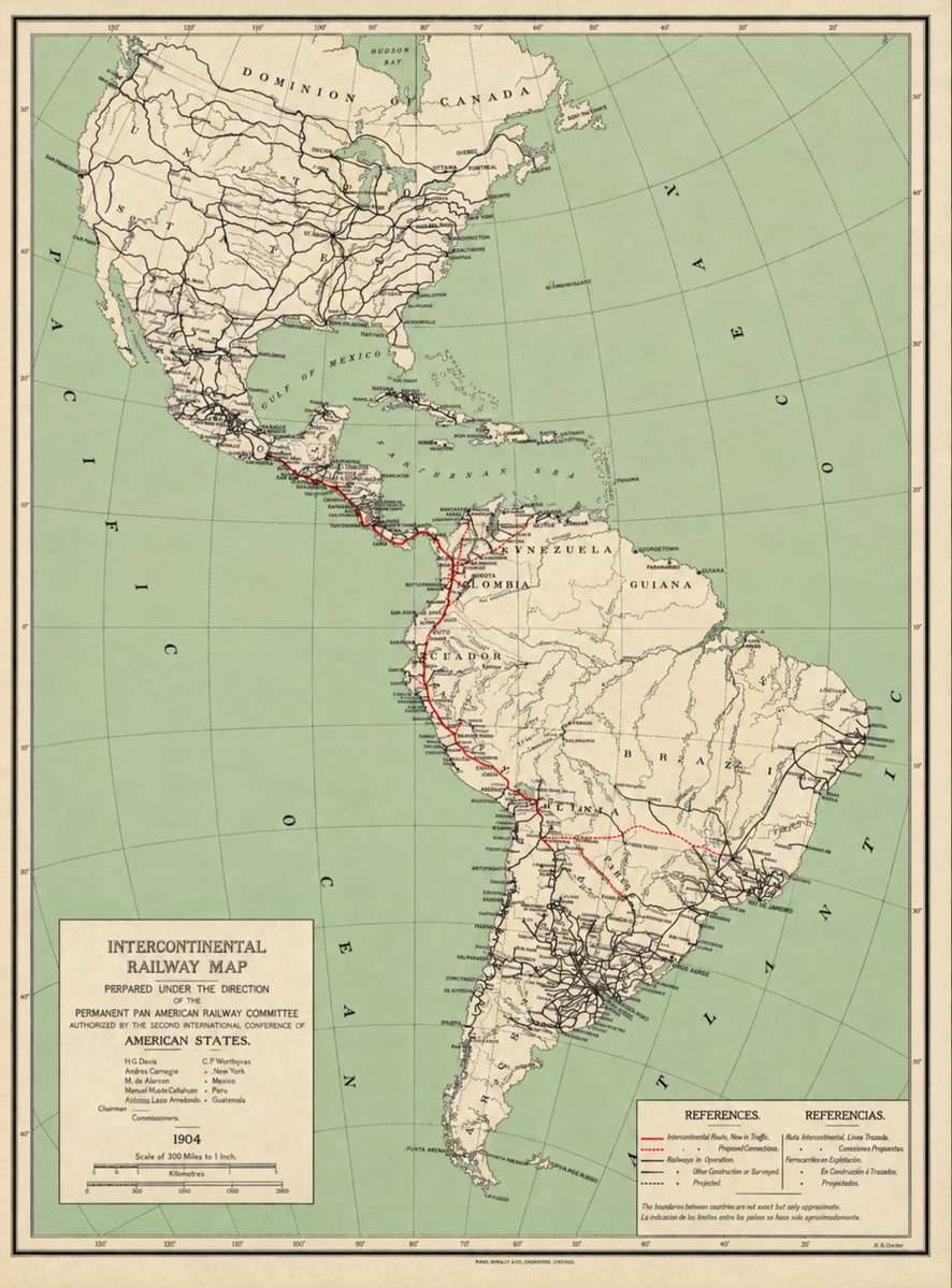robinrobles's tweet photo. 1904 | Mire este mapa. Tiene 122 años y muestra una América unida que pudo existir. 

No era una fantasía: un proyecto oficial pretendía conectar el continente por ferrocarril, desde Norteamérica hasta Argentina.

Miles de kilómetros de vías ya estaban construidos. Ecuador estaba en la ruta y, mientras se dibujaba este mapa, Eloy Alfaro levantaba con los Harman el ferrocarril que atravesaría los Andes. 

¿Qué ocurrió? ¿Por qué nunca se completó? ¿Fue la geografía, los costos, el Canal de Panamá? ¿Fue el automóvil, las carreteras y los grandes intereses del petróleo cambiando el rumbo? 

¿Quién ganaba con los rieles y quién con la división? 

¿Quién decidió que no podíamos crecer juntos sin imposiciones ni tomando partido por guerras ajenas?

Un documento de 1904 obliga a hacer preguntas. 

 #HistoriaViva #ArchivoSilenciado