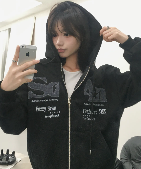 fuzzyscan's tweet photo. #팔로우 #RT #맘찍
와플 텍스쳐로 유니크한 소재감에
투웨이 지퍼로 다양한 연출이 가능한
퍼지스캔 효녀템 오버핏 후드집업

데일리 컬러로 준비했으니 구경 와

https://t.co/4wJH9NLASX https://t.co/j7SzgtQyTp