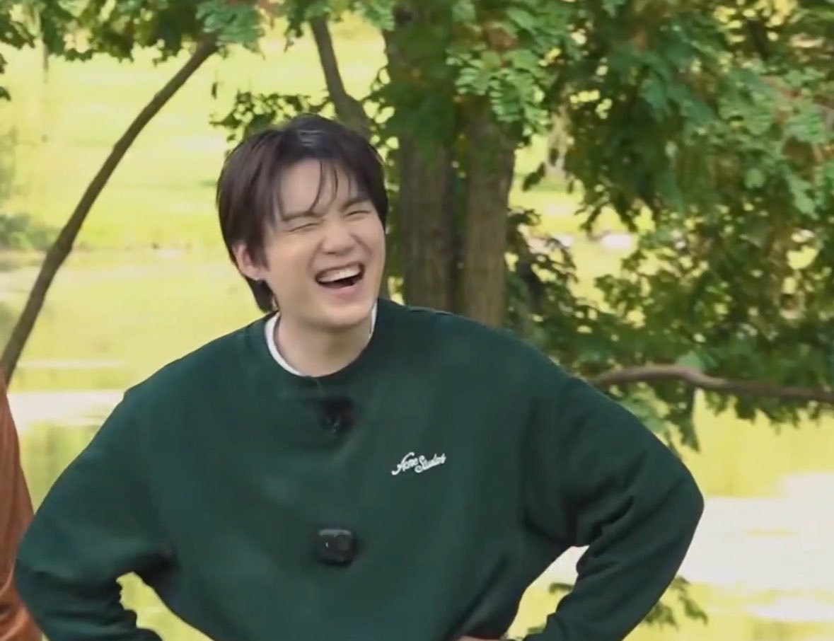 golmoo89's tweet photo. 아미!! 맛점하시고 툽 달려!!

I vote for #ARIASBTS at the ARIA Awards 2026 https://t.co/jd9idHZOLm
