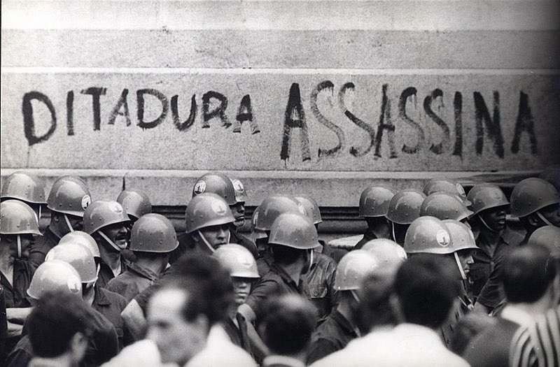isaamsx's tweet photo. @tamujuntas Acorda porra! https://t.co/naalk4gql5