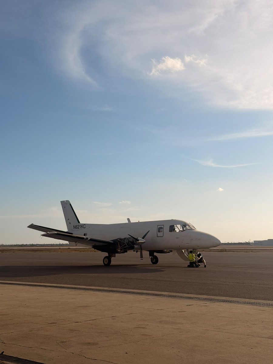 Danielkfalcon's tweet photo. For sale. $950k. Fresh engines. 3 pallets of spares. https://t.co/jeWxIjKhgR