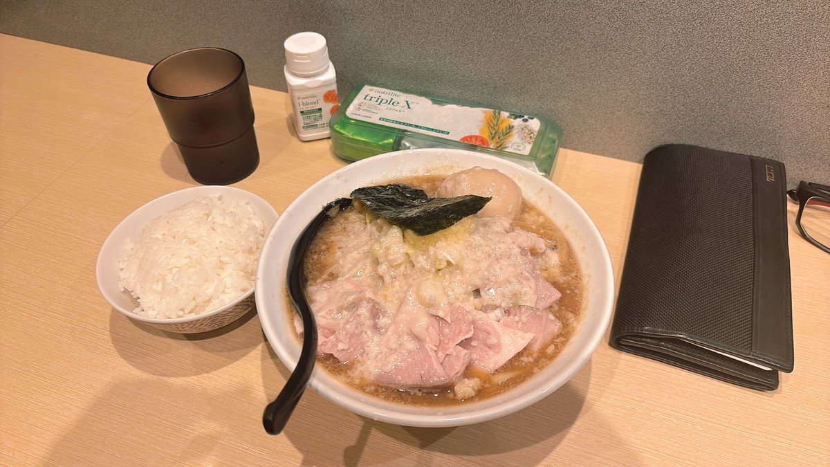 ShamaxLiSA's tweet photo. うおおおおおおおお https://t.co/x1LAU4Om9u
