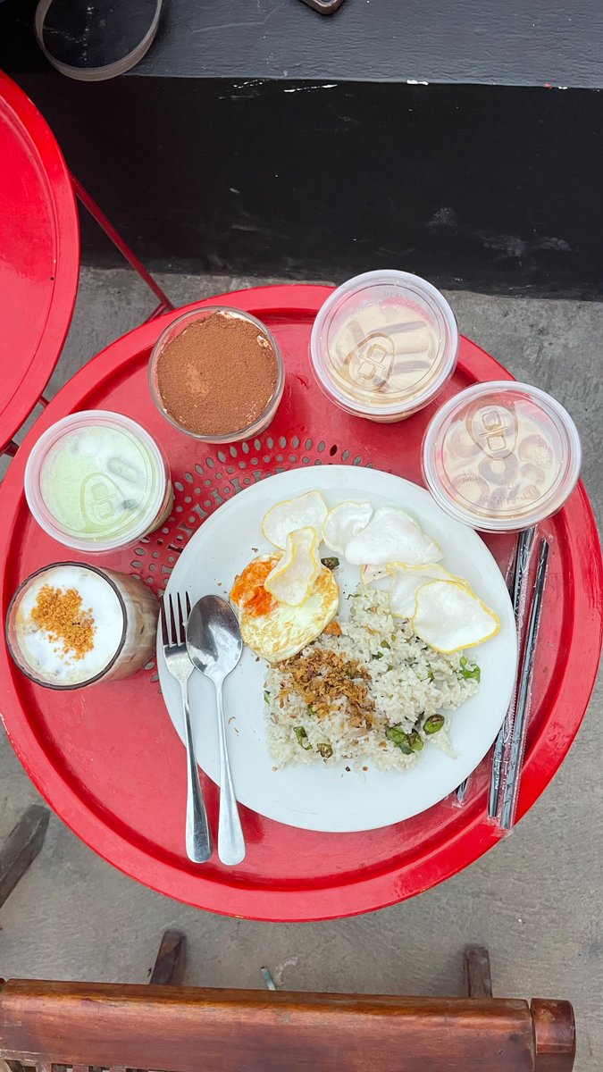 jaekeonab_'s tweet photo. @piscesgirle nih di cafe hahahha https://t.co/3w6I94V3xt