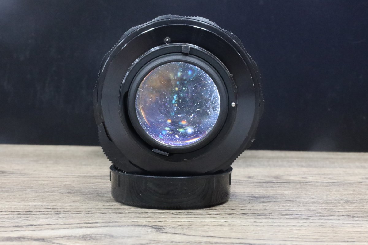 Hardoffcamera's tweet photo. Super-Multi-Coated TAKUMAR 1:1.4/50が中古品となりました。
後玉コーティングに濃いめのカビ侵入ありますのでC品になります。
ご興味あるかた是非どうぞ。
#ハードオフ八王子大和田
#ハードオフ https://t.co/nFKztEUo9D