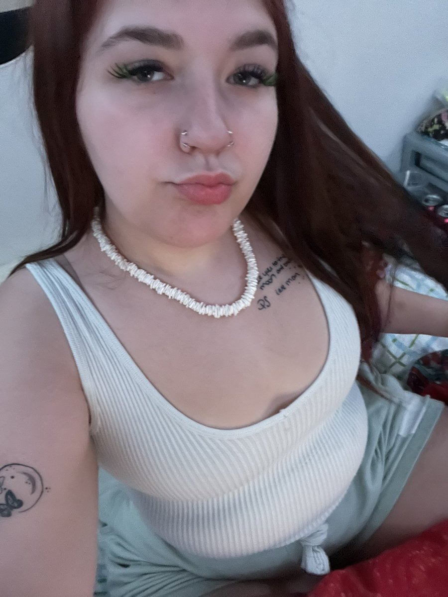 Thickatronn's tweet photo. Hey yall add me on snap for a surprise 🫣 
https://t.co/0sfQ214Uwl https://t.co/Lcbl7JrODp