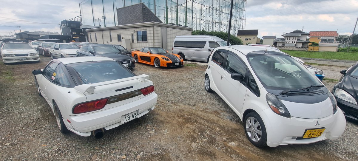 TokTok180SX4WD's tweet photo. 預けるのに2ヶ月はまぁかかるかと思ってたが､まさか3ヶ月過ぎても帰ってこないのはウーンな感じ😓
今月末かなぁ早くて… https://t.co/GzkGzPKF2d