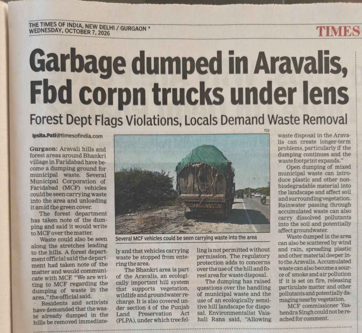 IpsitaTOI's tweet photo. Garbage dumped in Aravalis, Faridabad municipal corporation trucks under lens @MCF_Faridabad
@lifeindia2016 @NGTribunal
@rahuulchoudhary @Vaishali_Rana__
@AravalliBachao

https://t.co/YPgqU3SnUv https://t.co/CF0l76sOfN