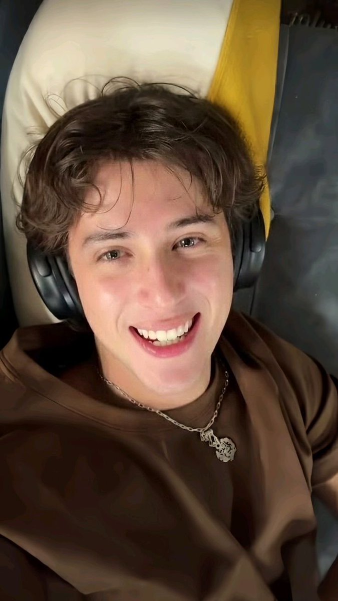 gryfuv's tweet photo. Te quiero mucho ale eres una persona muy especial para mí,estoy muy orgullosa de ti y de todo lo q haz logrado,personas como tú q solo buscan dar amor se merecen todo el amor del mundo,q la persona con la sonrisa más hermosa del mundo nunca se apage
#DuaLovesAle @alearamburu4 https://t.co/o51XXxvLHx