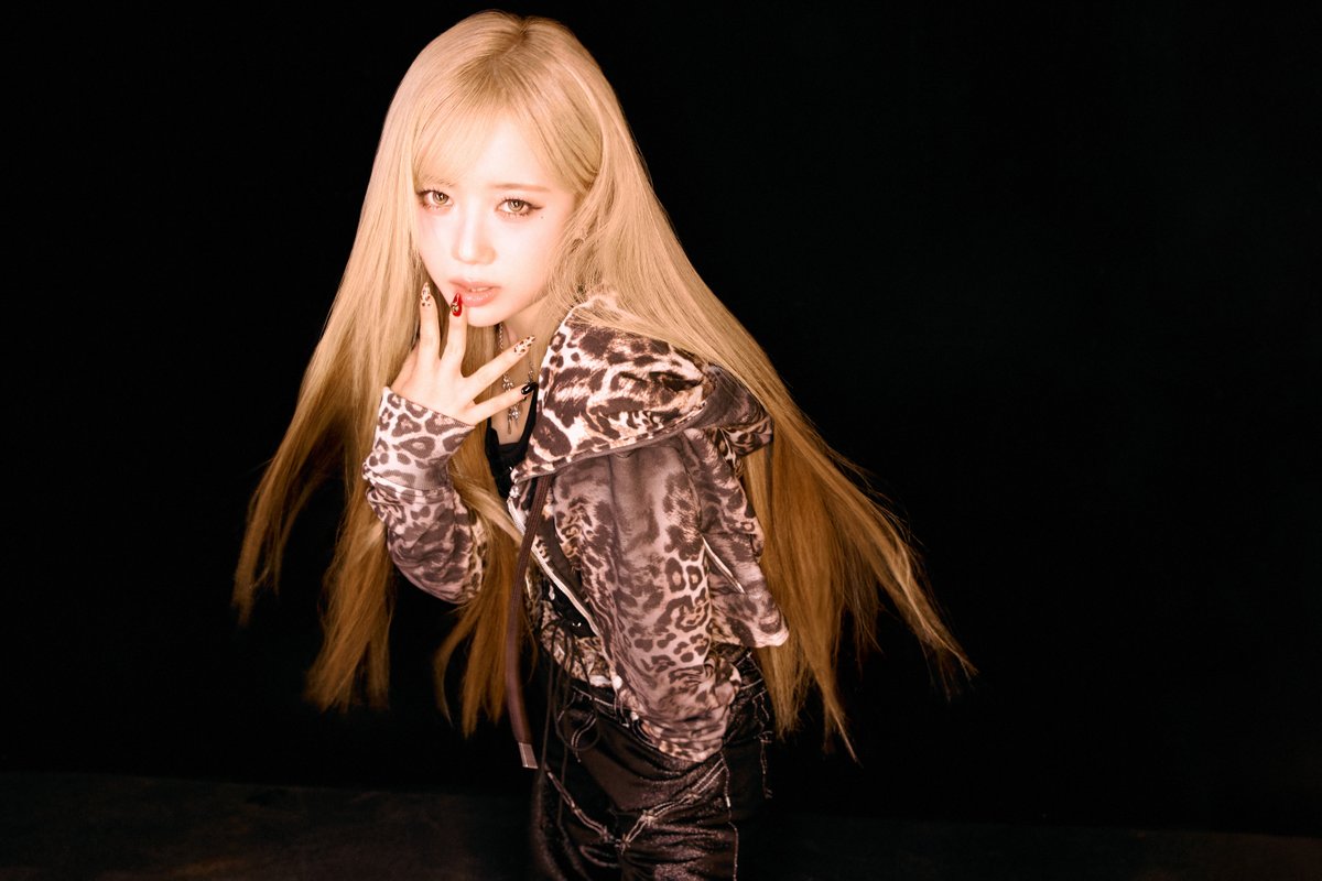 official__ME_I_'s tweet photo. ┅┅┅┅┅┅┅┅┅┅┅┅┅┅┅┅┅┅┅┅

𝑪𝒐𝒏𝒄𝒆𝒑𝒕 𝑷𝒉𝒐𝒕𝒐 ・ 𝑹𝑶𝑳𝑳 𝑾𝑰𝑻𝑯 𝑰𝑻 𝑽𝒆𝒓.
#KEIKO

┅┅┅┅┅┅┅┅┅┅┅┅┅┅┅┅┅┅┅┅

ME:I 5TH SINGLE
꧁ 𝑹𝒐𝒄𝒌 & 𝑹𝒐𝒍𝒍 𝑷𝒓𝒆𝒕𝒕𝒚 ꧂
https://t.co/pjWjidSZWw
Dec 2, 2026 Release

#ME_I_Rock_Roll_Pretty
#ME_I #ミーアイ #미아이