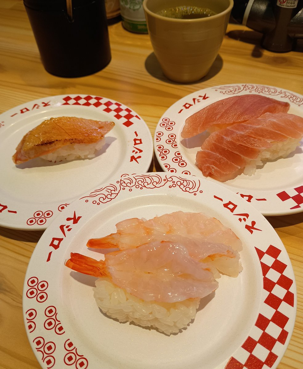 ClumsyK_from104's tweet photo. ランチスシロー🍣

トロづくし✌️

とりま最初は赤エビで♪

小さめネタの110円大トロ
でも味は満足👍

炙りハラミは絶品〜✨️ https://t.co/6ZLFb2CpfU