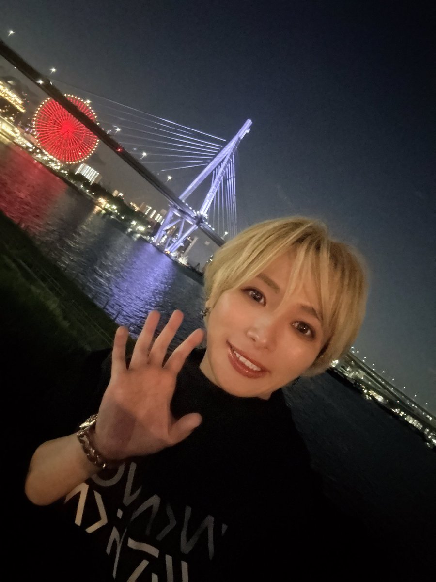 jitan1182bass's tweet photo. 昨日は
「Takanori Nishikawa LIVE TOUR 2026
REWIND of VOYAGE trAnsIt」at  Zepp Osaka Baysideでベースを弾かせていただきました！

ツアー２本目！大阪もほんまにめっちゃくちゃに楽しかったです！全力で演奏させていただきました‼️ありがとうございました‼️🤩

 #TNNK 
 #西川貴教 https://t.co/itR3k6mZ0j