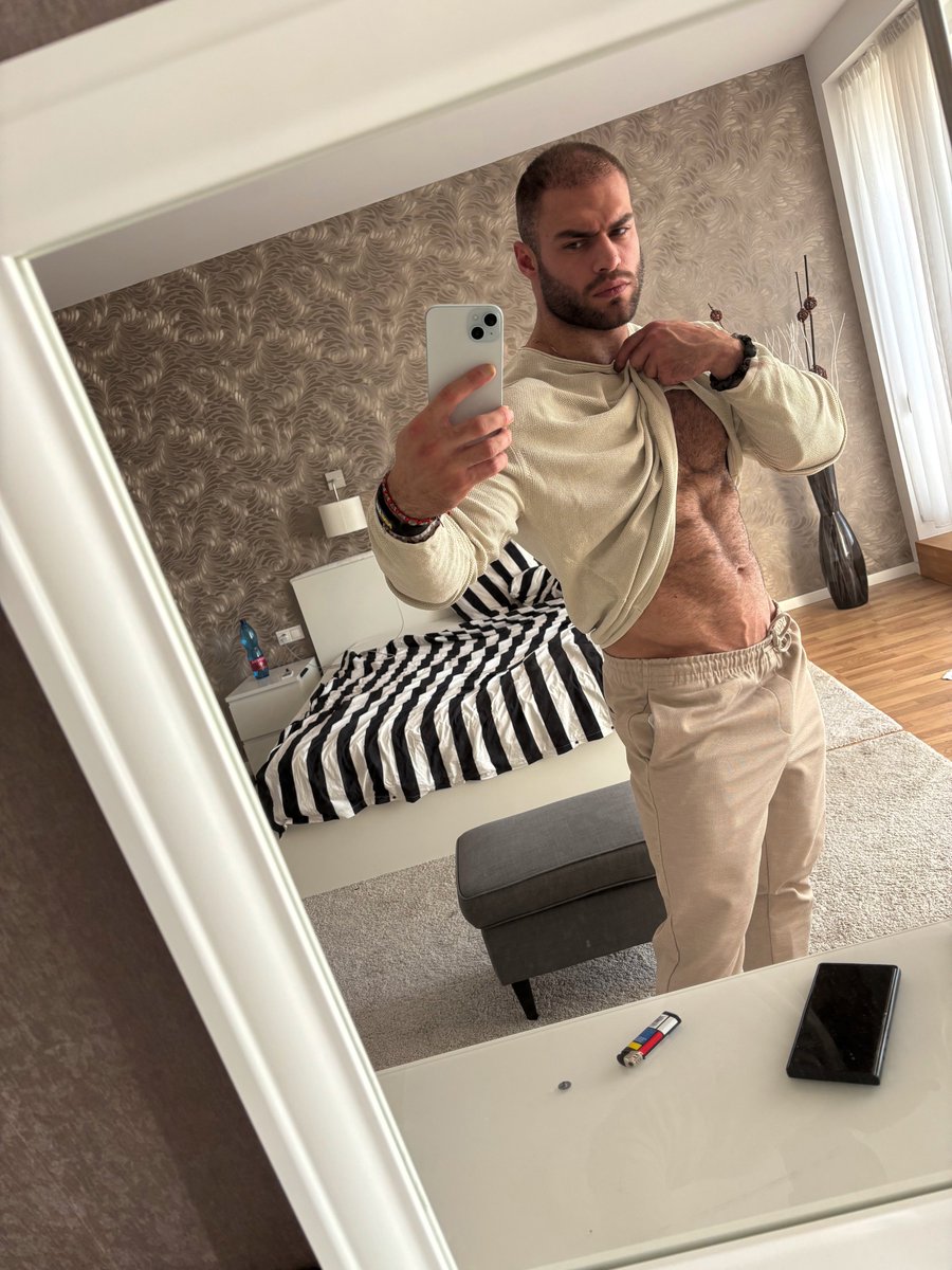 sitriemp's tweet photo. Lifestyle > trend. https://t.co/wRC9vvMEOW