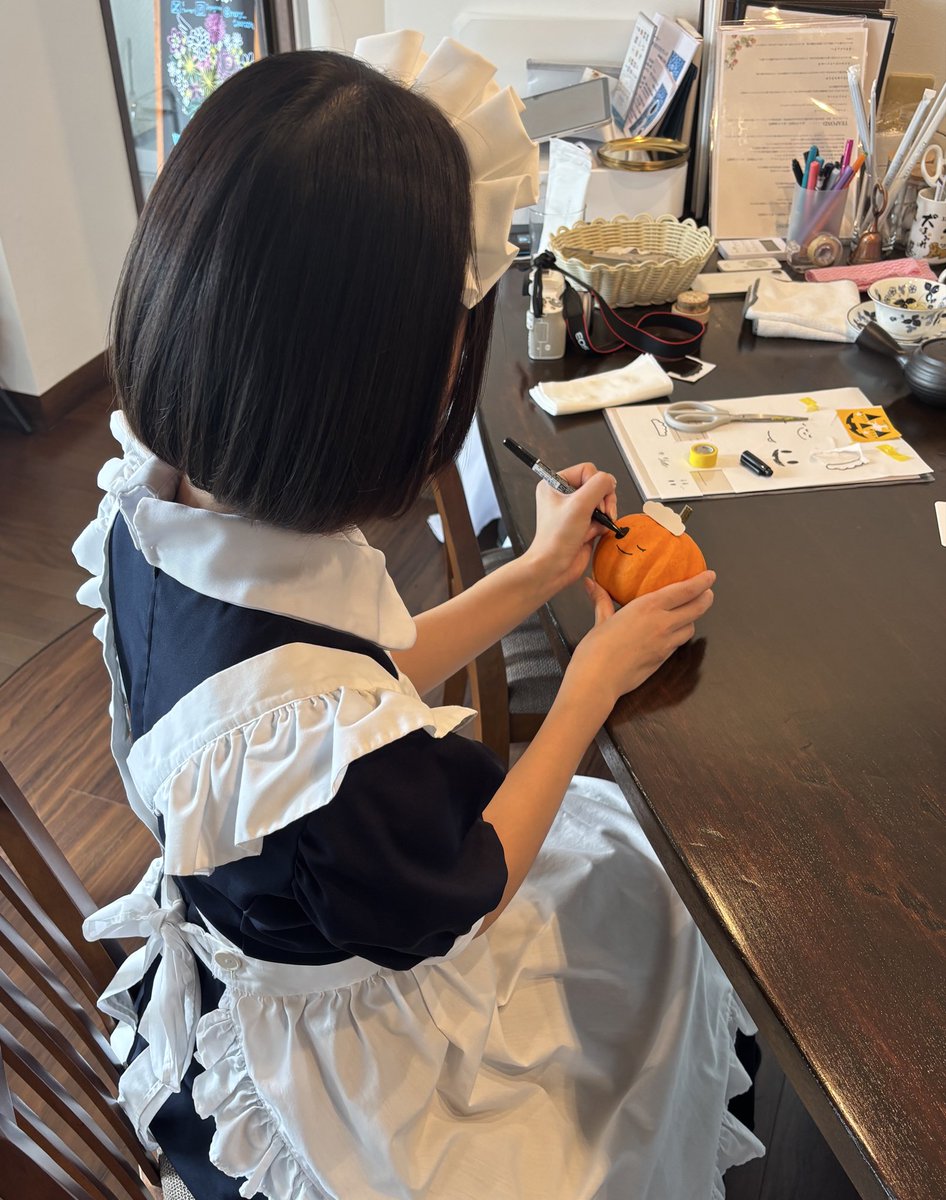 patricia__maid's tweet photo. ハロウィンのことしか考えられなくなるのです https://t.co/BHy29bVEN9