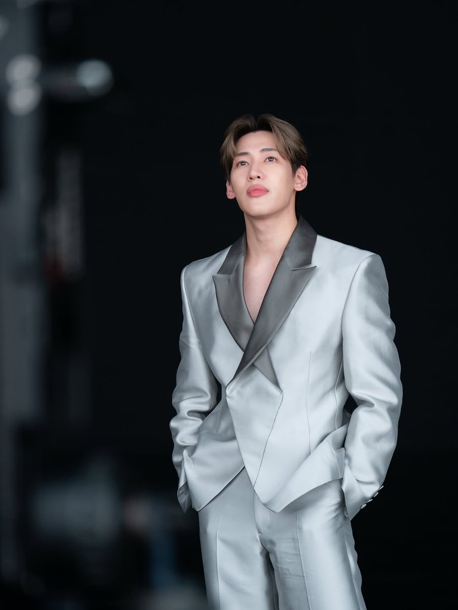 BamBamBooster's tweet photo. 261007 | BO PURE X, See More Me Update 

My kind of beauty? Definitely with expression.
มาดูดี ฟีลลิ่งได้ แบบแบมแบมกันคับ 😎✨

#BOPUREX #SEEMOREME #XPRESSIONBEAUTY #ดูดีฟีลลิ่งได้เป็นตัวเองได้สุด #BoPureXxBamBam 
#BamBam #뱀뱀 @BamBam1A 
@BAMBAMxBAMMIE https://t.co/6U7BhtfwYv