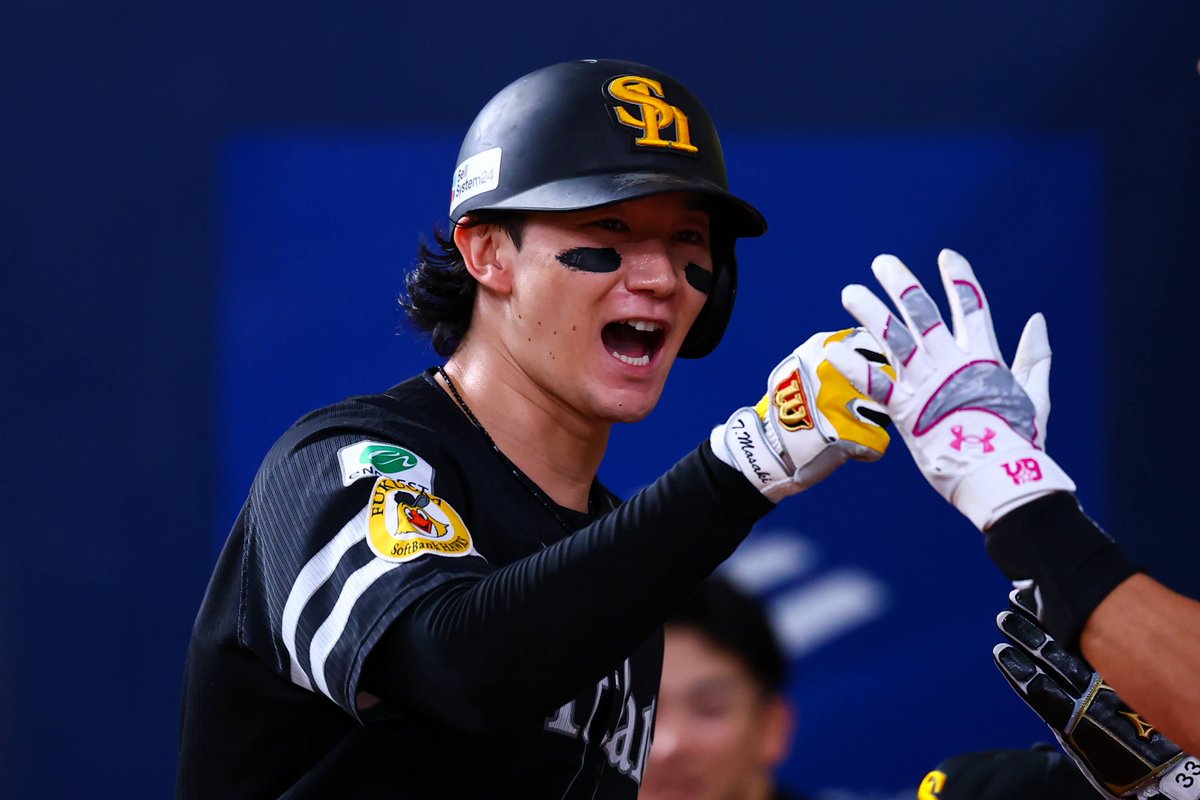 takafullc2's tweet photo. 【成績プレイバック】

正木智也選手

試合：101
打率.274
本塁打：28
安打：112
二塁打：13
三塁打：1
打点：59
四球：60
出塁率.372

球団記録を更新する7本の先頭打者本塁打！

打球速度188キロを記録するパワーで1番打者に定着しました！

#sbhawks #鷹フル https://t.co/faKePeGj1C