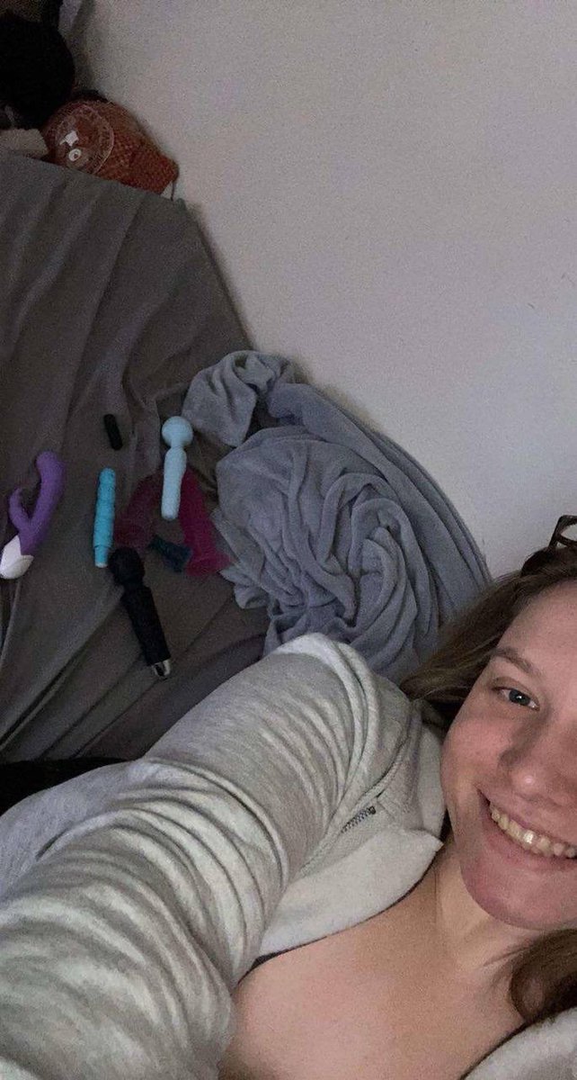 AnthonyMy4p1's tweet photo. Cuck wanted his gf to be shown off #submission #expose #cuck #nsfwtwt https://t.co/mFVk72DBZG