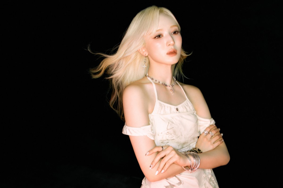 official__ME_I_'s tweet photo. ┅┅┅┅┅┅┅┅┅┅┅┅┅┅┅┅┅┅┅┅

𝑪𝒐𝒏𝒄𝒆𝒑𝒕 𝑷𝒉𝒐𝒕𝒐 ・ 𝑹𝑶𝑳𝑳 𝑾𝑰𝑻𝑯 𝑰𝑻 𝑽𝒆𝒓.
#SUZU

┅┅┅┅┅┅┅┅┅┅┅┅┅┅┅┅┅┅┅┅

ME:I 5TH SINGLE
꧁ 𝑹𝒐𝒄𝒌 & 𝑹𝒐𝒍𝒍 𝑷𝒓𝒆𝒕𝒕𝒚 ꧂
https://t.co/pjWjidSZWw
Dec 2, 2026 Release

#ME_I_Rock_Roll_Pretty
#ME_I #ミーアイ #미아이