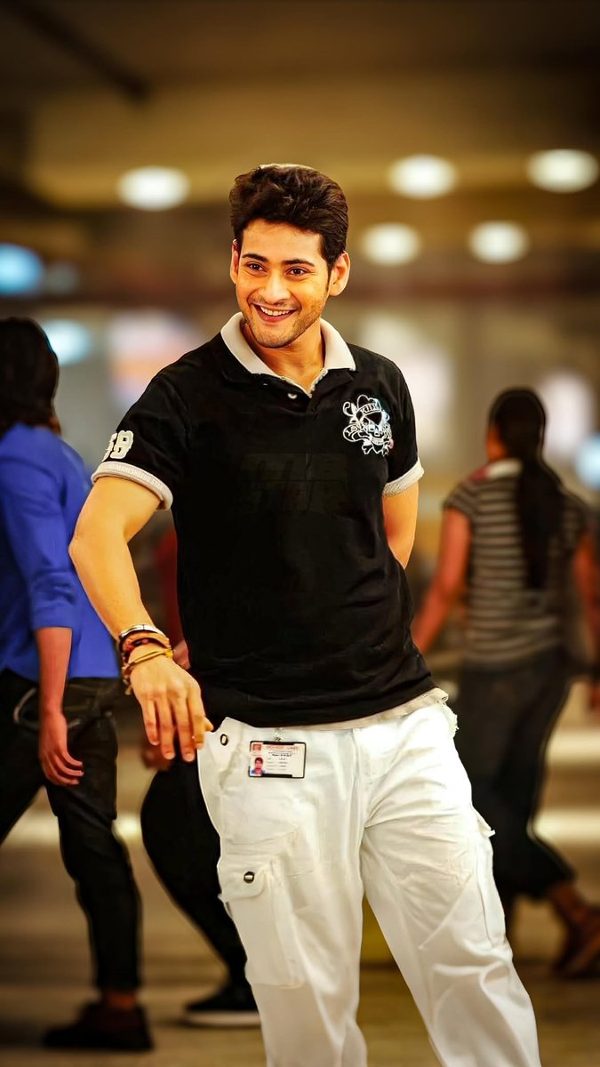 urstrulysubbu99's tweet photo. 16 Years For Khaleja Movie ❤️❤️

Few More ❤️ 
Khaleja Wallpaper Pics BOB ❤️🦁
 
#Varanasi 🔱 #MaheshBabu #SSMB #16YearsForKhaleja https://t.co/queM25Kadb