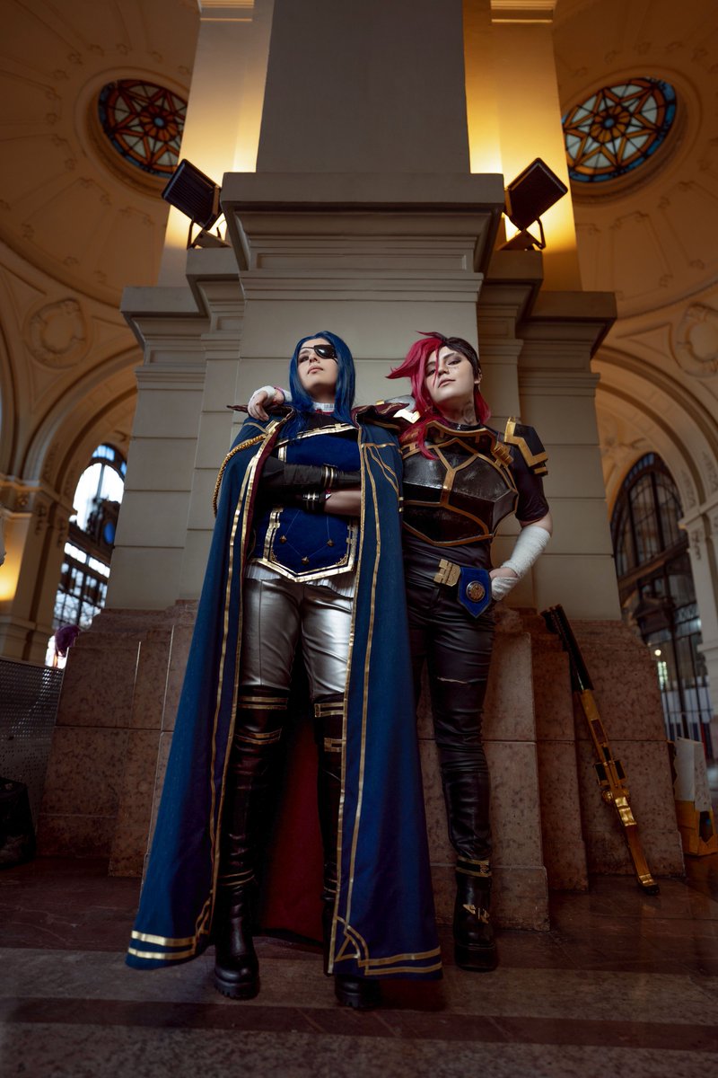 AlecVolkov's tweet photo. Photos from Caitvi duo with @Neinilla_cos have finally arrived.

These cosplays are 100% inspired by @explodikid art. https://t.co/NHb158b40J