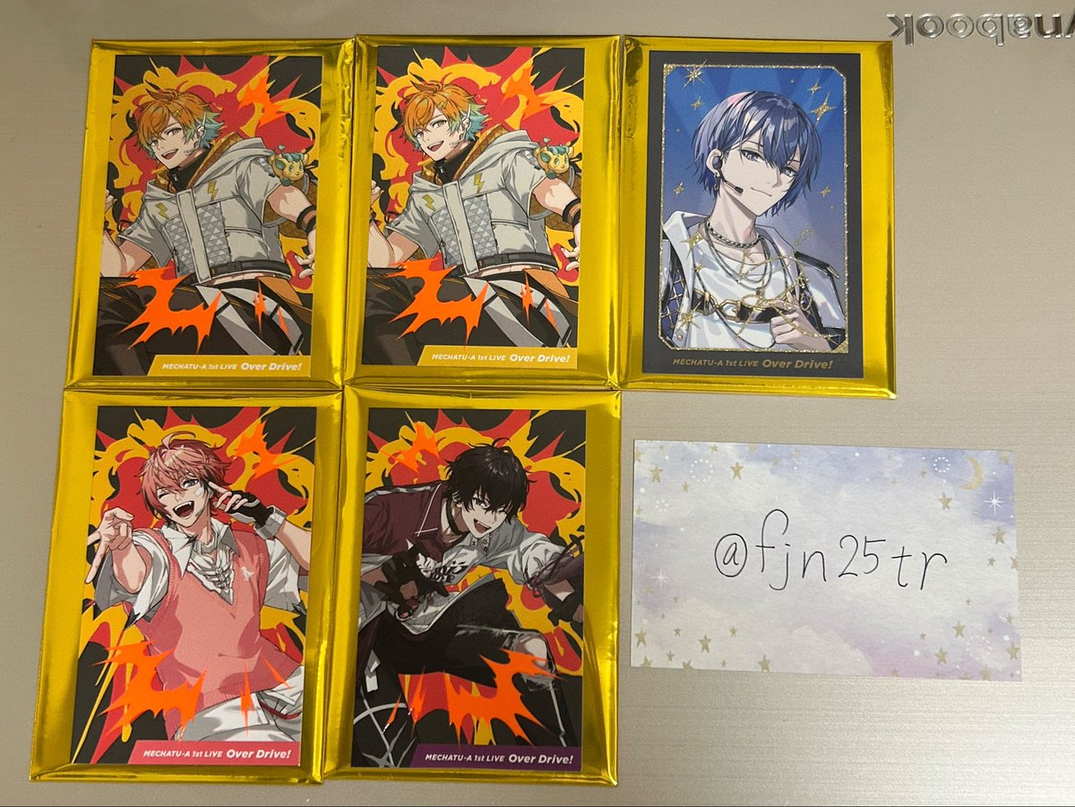 fjn25tr's tweet photo. 【交換】にじさんじ MECHATU-A 1st LIVE Over Drive! ランダムカード ビジュアルカード 特典

譲：画像1・2（1の青い人は迷っているのでお返事お時間頂きます）
求：画像3❤️

郵送希望です。
検索からでもお気軽にお声掛けください。
（※初回はプロカ必読でお願い致します） https://t.co/qaeRXngvZB