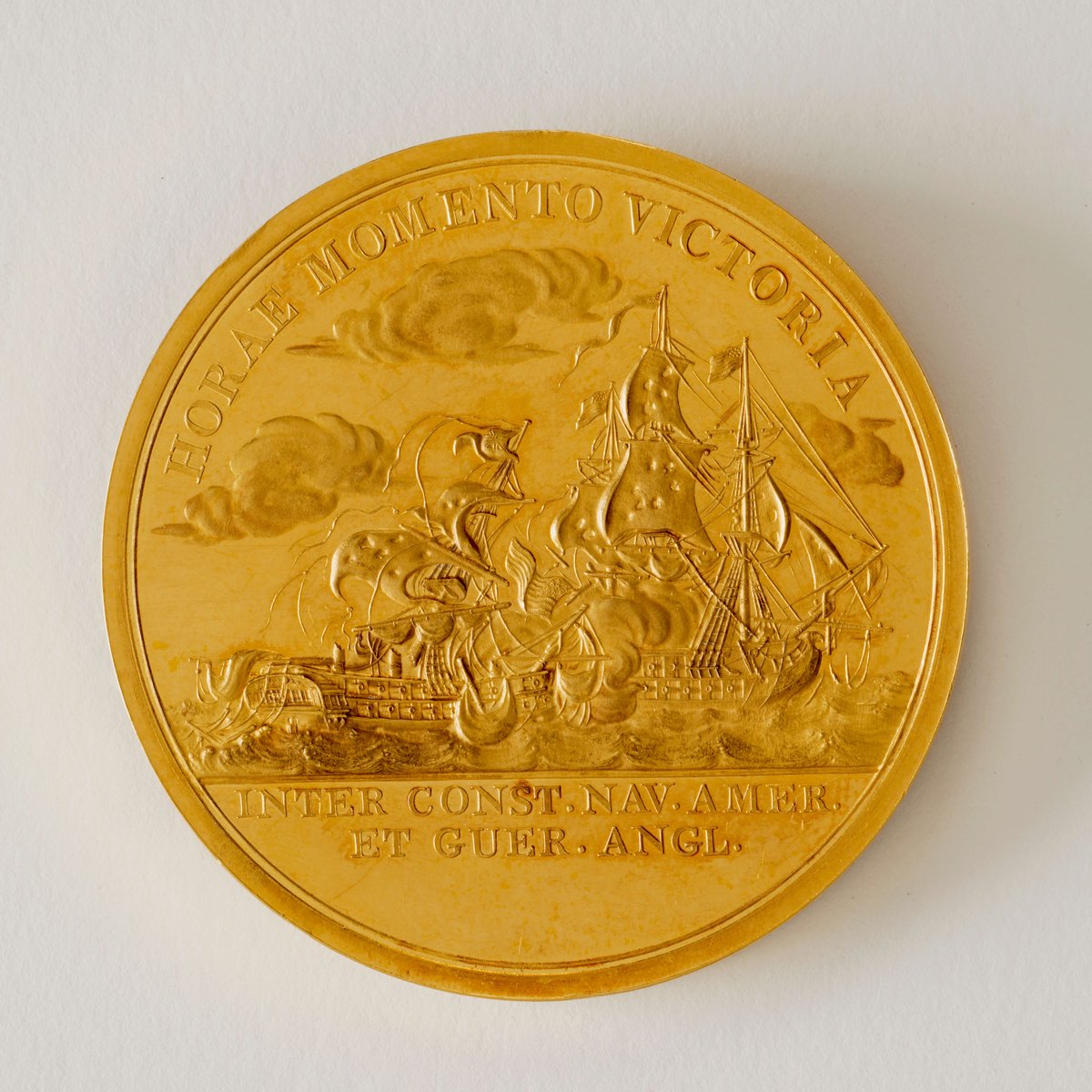 USSConstMuseum's tweet photo. Congress marked America's first frigate victory of the War of 1812 by Captain Isaac Hull and the crew of USS CONSTITUTION by awarding Hull this Congressional Gold Medal.  https://t.co/YOsXCM61cZ

📸 On loan from a private collection. 

#USSConstitution #OldIronsides #WarOf1812 https://t.co/VJGLso98Qi