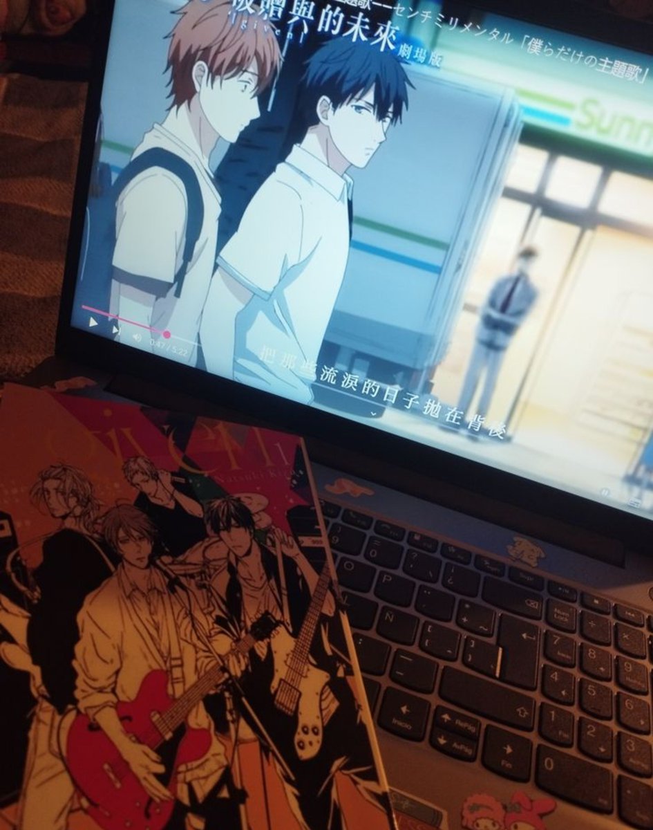 teteggukievk's tweet photo. AU #TAEKOOK - Fudanshi 🔞

Jungkook es un fudanshi otaku obsesionado con el yaoi que está enamorado de su lindo compañero de facultad Kim Taehyung, y se vuelve loco cuando un día ve que Tae está leyendo un manga que él tiene en su colección. 

#vkook #taekookau #vkookau https://t.co/txbU602Gd2
