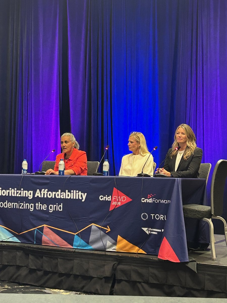 GridForward's tweet photo. Day one of #GridFWD 2026 is in the books! We hope everyone enjoyed working together to advance solutions for energy affordability.

Thanks to our closing speakers @Entergy, Northern Wasco County People's Utility District and @TorontoHydro. 

See you tomorrow! https://t.co/fMT2w3KlA2