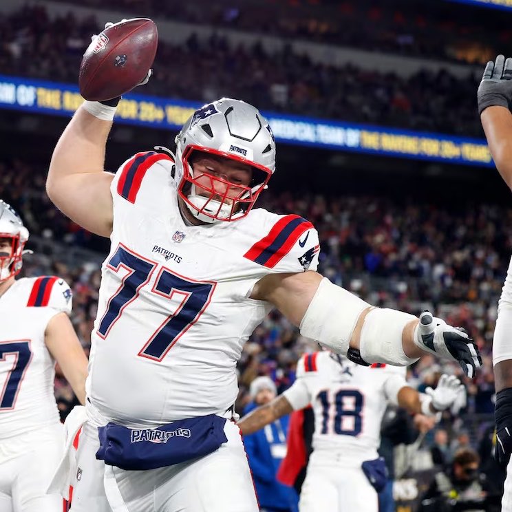 ScottyBPats's tweet photo. We BETTER see Ben Brown playing RG in Buffalo this weekend. I have ZERO confidence in Walter Rouse. I think Ben Brown is the obvious plug at RG for now. https://t.co/3O9FOzEQTg
