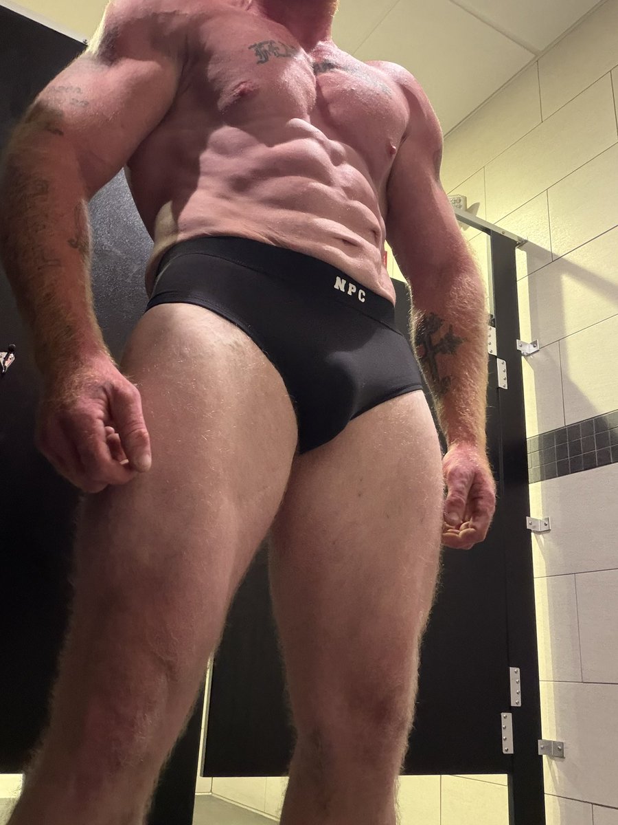 Maszaroth's tweet photo. Angles 👀 
#Maszaroth #Gym #Gymflex #fitnessaddict #Malephysique https://t.co/pZ3XU3o65V