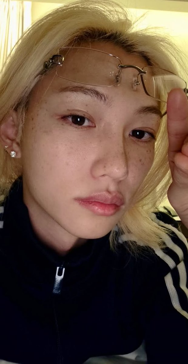 m3rcry_'s tweet photo. Спокойной ночи! 😼 https://t.co/THZcCBM3j3
