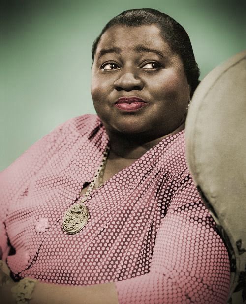 Bigdaddyvinz_'s tweet photo. Meet Hattie McDaniel, The first black person to win an Oscar... We need to popularize and celebrate people like this more 🖤 https://t.co/pl5dSqvmiS