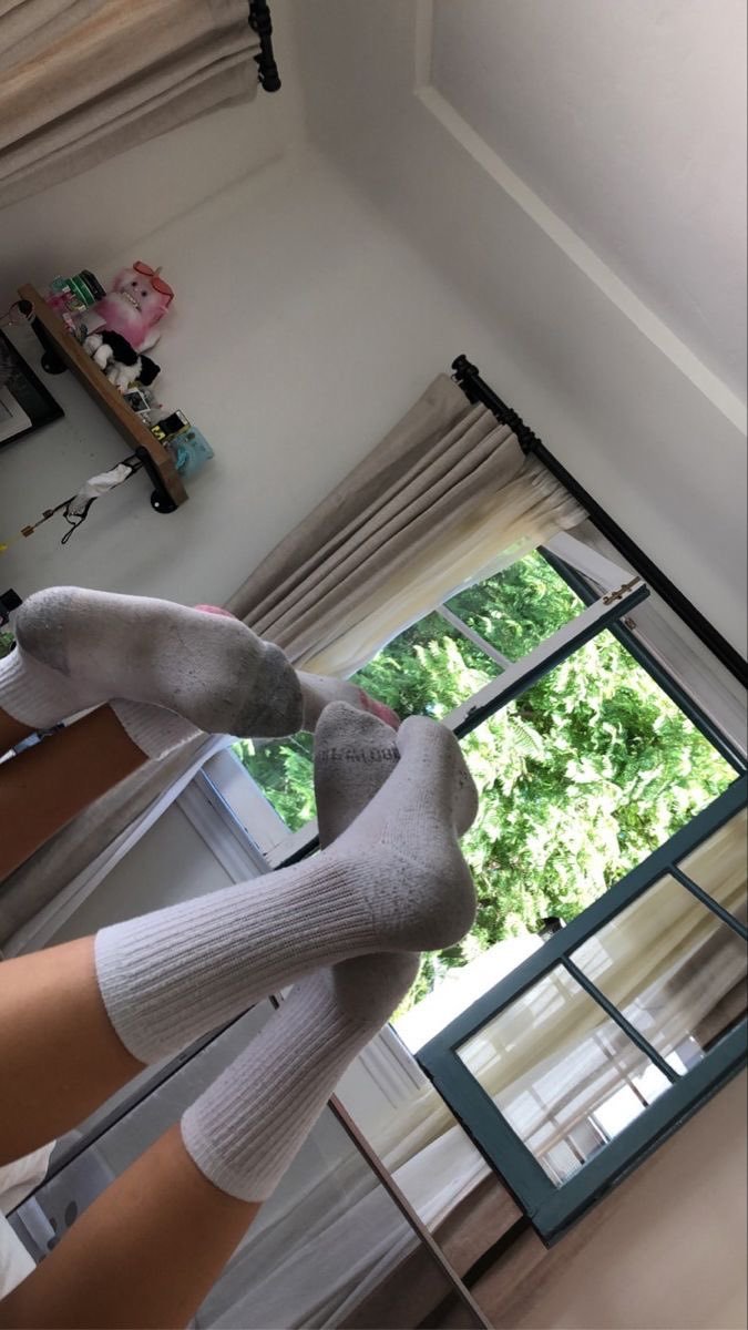 super_killbill's tweet photo. 3 Regeln zu beachten vom Boss also los mach es ! 

1.Knie 🧎‍♂️
2.Sauber lecken 👅 
3.Abdrücken 🤑🏦💶

#pigpay #zahlsklave #findom #findomalpha #cashmaster #feet #feetfetısh https://t.co/waEkfsk9ND