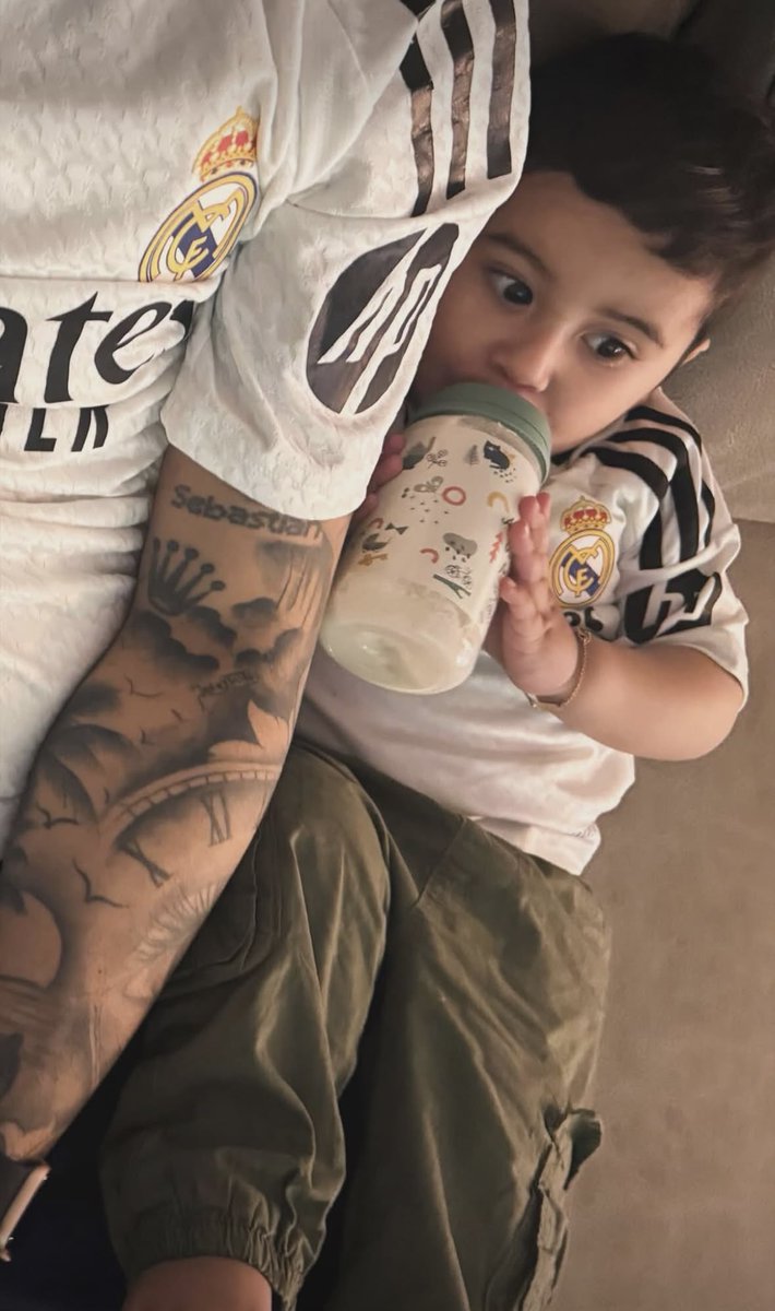 epiicardo's tweet photo. facha como el padre (yo https://t.co/DhbIcbx9w9