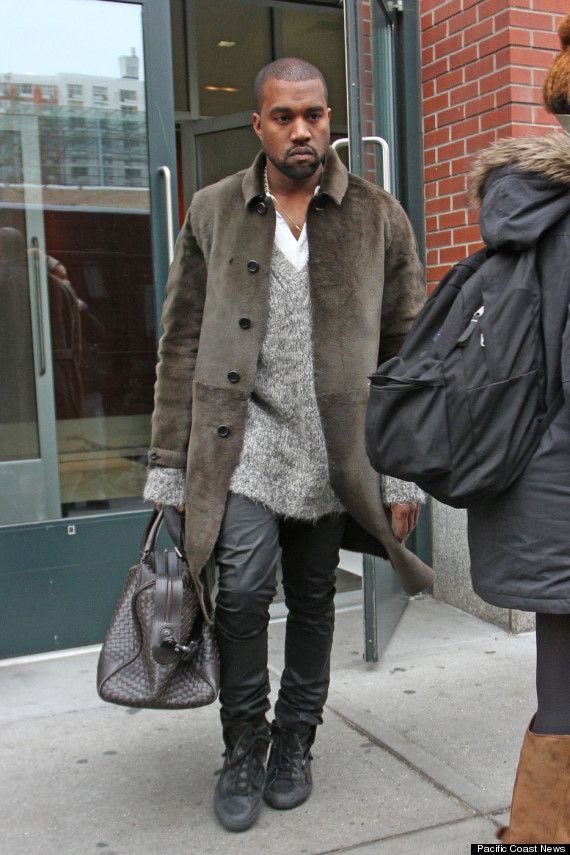 s0nofzion's tweet photo. Peak 2010s street style layering https://t.co/KAeQVf9JHZ