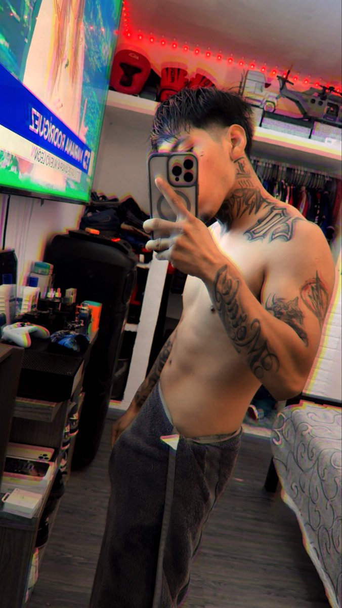 IsaiBloqueado19's tweet photo. Una suggar ? https://t.co/f6BZYQtQxY
