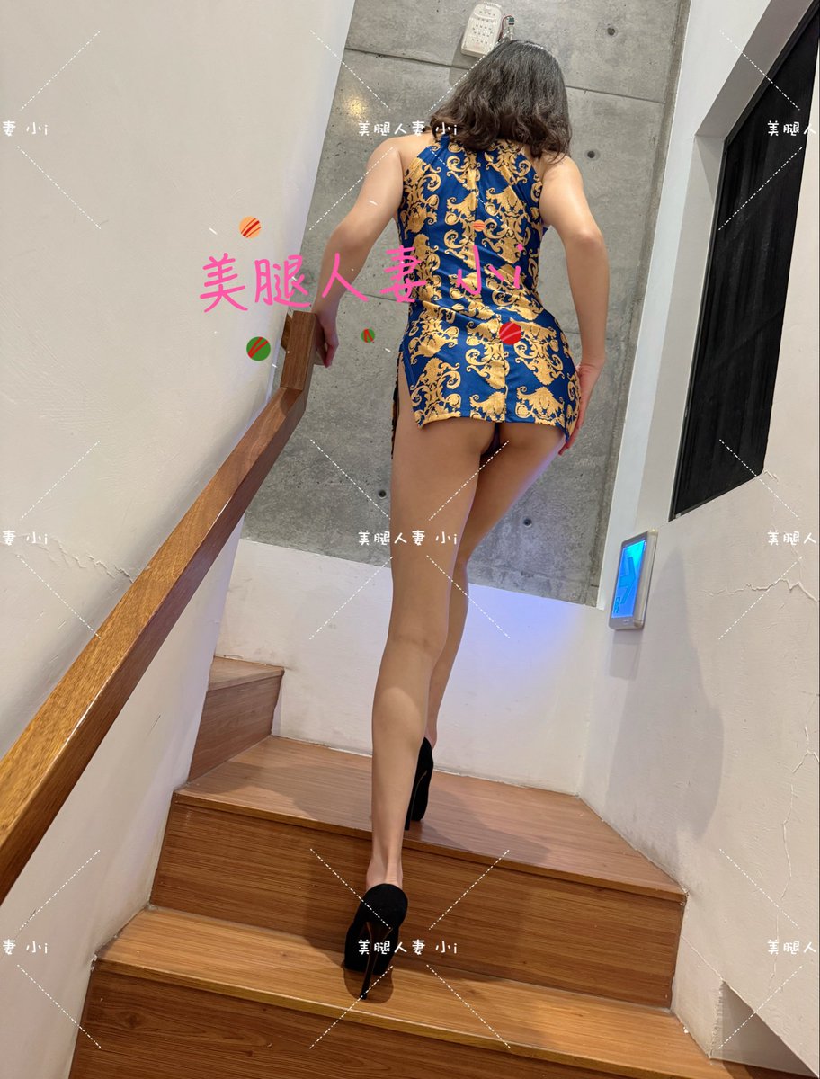 Showyourself999's tweet photo. 衣櫥裡的旗袍 已上架

一張照片+短短12秒的影片
就讓我反覆一直看不停🤤

小i 的腿真的讓人著迷
每天都看不膩  讓人想一直犯罪😈 https://t.co/apFJcF1w6p