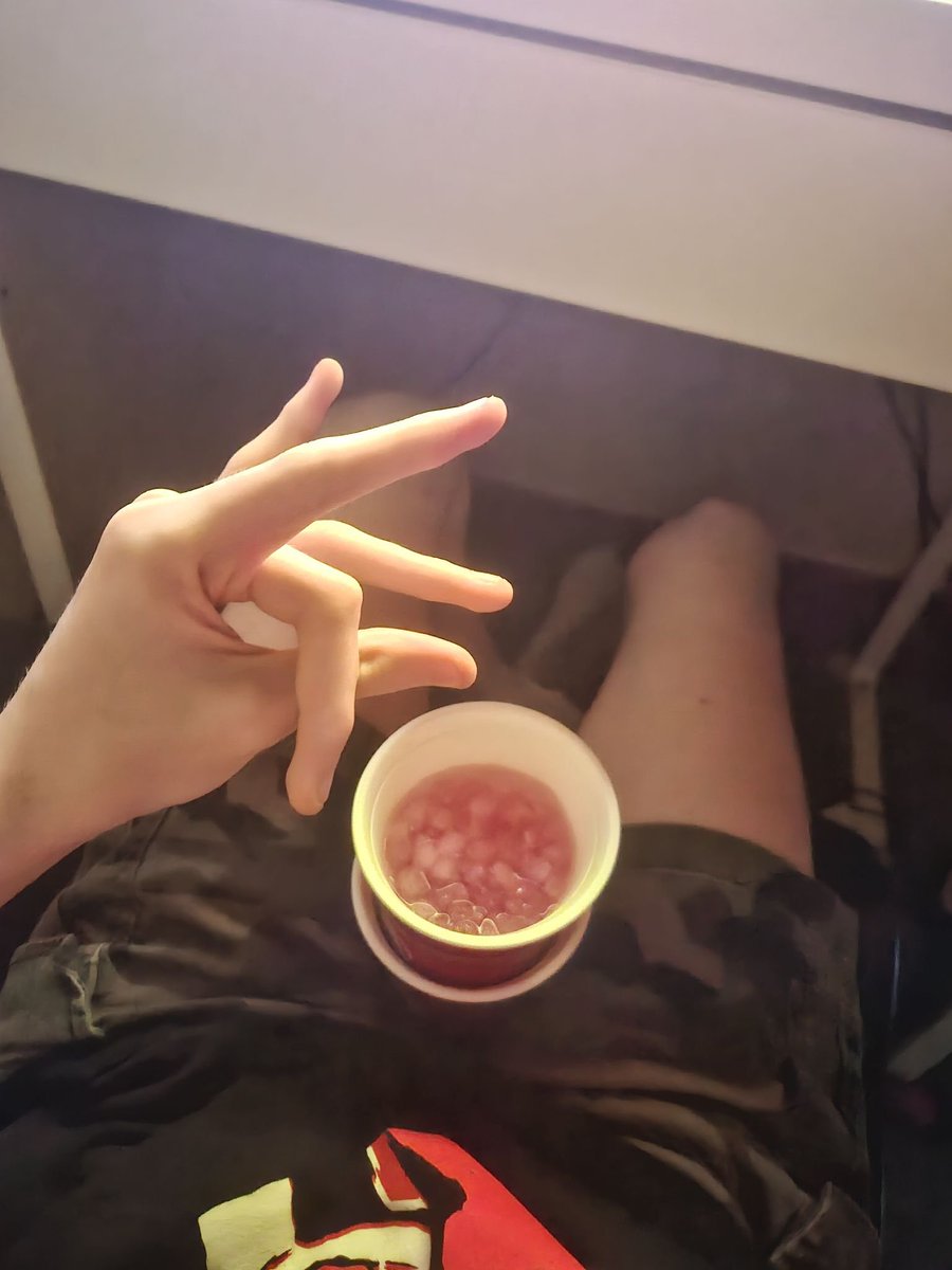 ImAHellraiser's tweet photo. @hyoudoe #bleoodfc https://t.co/cWxFdkZDdP