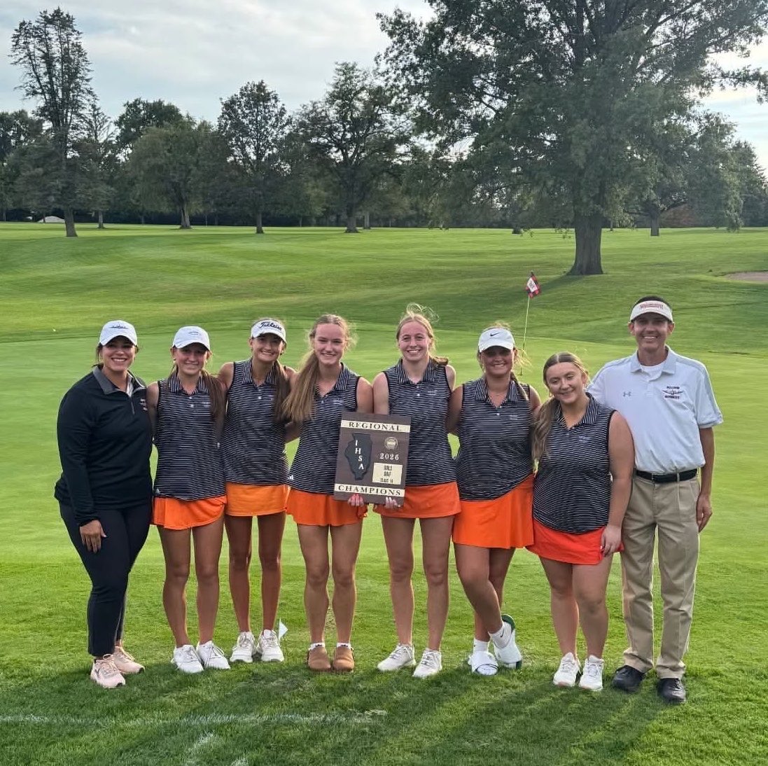 JusticeKeene1's tweet photo. 2026 @IHSA_IL Regional Champions! ⛳️ https://t.co/7bxNnGOepx