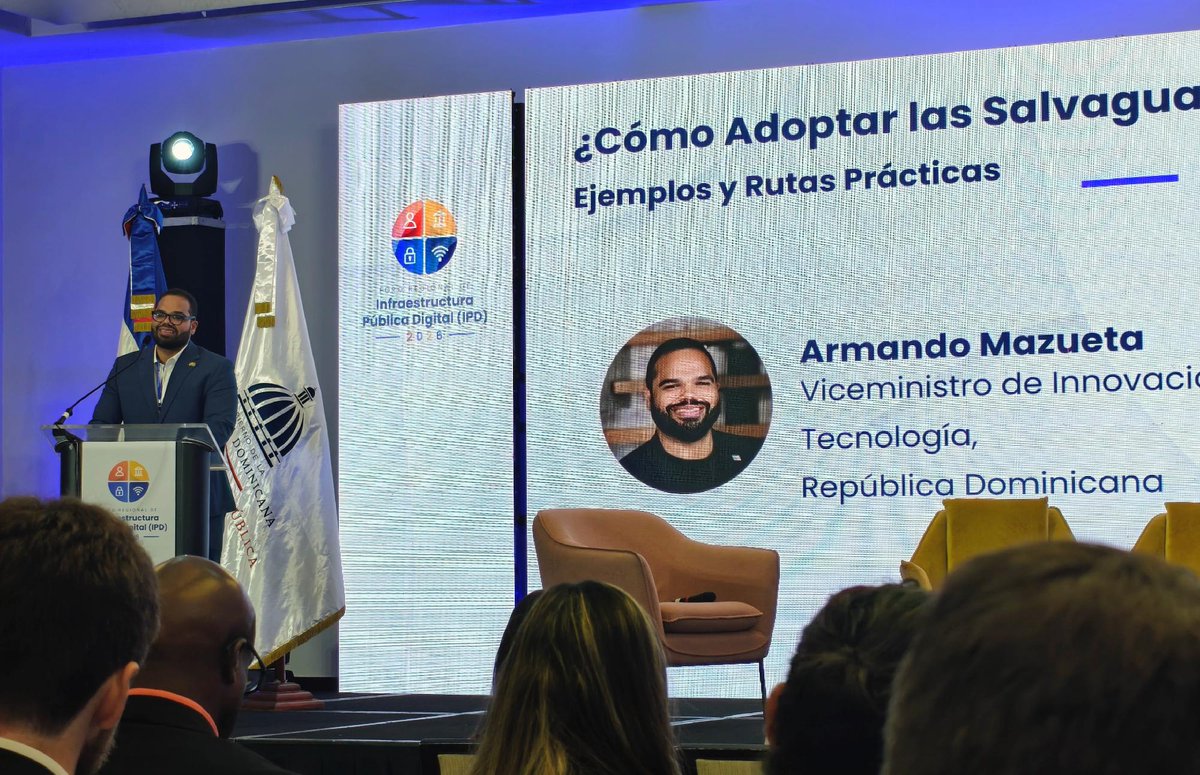 BetterThan_Cash's tweet photo. 🇩🇴 Más de 100 personas expertas de toda América Latina y el Caribe se reúnen en #SantoDomingo para impulsar la Infraestructura Pública Digital, #DPI. #BreB se presentó como caso de éxito de #Colombia, proyecto que recibió asistencia técnica de la Alianza @BetterThan_Cash https://t.co/NS7EAp6uK4