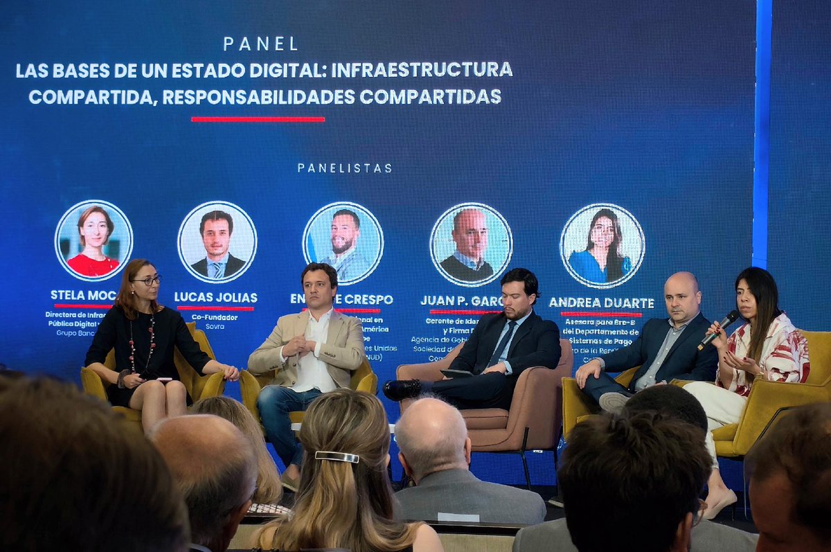BetterThan_Cash's tweet photo. 🇩🇴 Más de 100 personas expertas de toda América Latina y el Caribe se reúnen en #SantoDomingo para impulsar la Infraestructura Pública Digital, #DPI. #BreB se presentó como caso de éxito de #Colombia, proyecto que recibió asistencia técnica de la Alianza @BetterThan_Cash https://t.co/NS7EAp6uK4