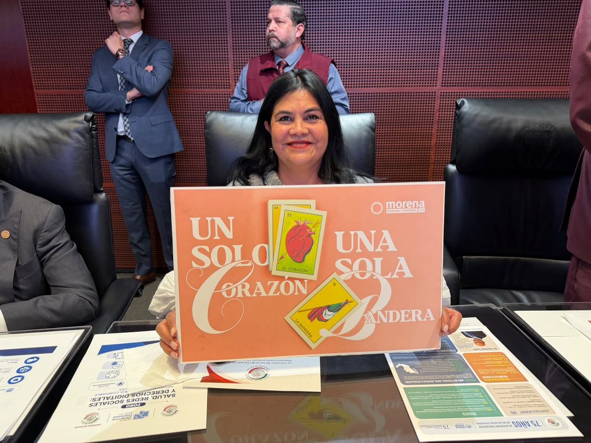 GpeChaviraMX's tweet photo. En la sesión ordinaria de hoy, estamos discutiendo asuntos de gran importancia para el presente y futuro de nuestro país.

Sigamos trabajando por la defensa de nuestra soberanía, por el bienestar de las y los mexicanos y por un México fuerte, libre y orgulloso de sus raíces. 🇲🇽 https://t.co/zw8EMeXket