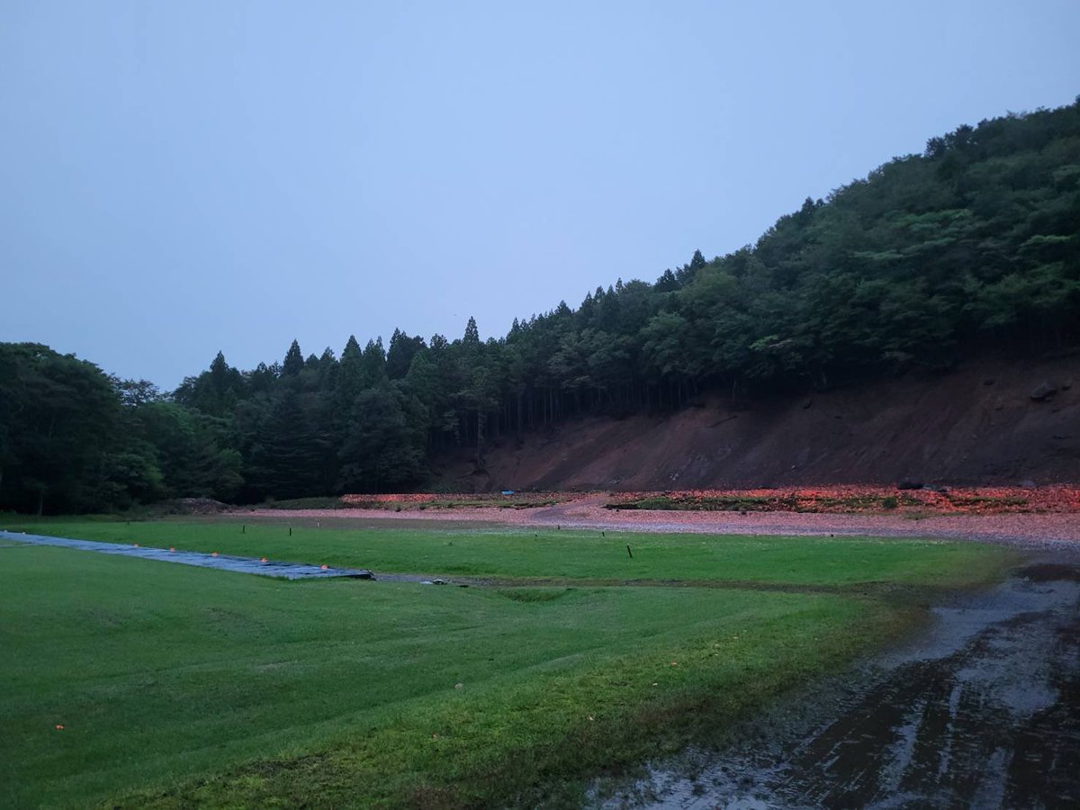 suyamashooting's tweet photo. おはようございます🌧️
9月30日（水）今朝の須山情報です。
天気　雨☔
気温　16℃
風　　微風
本日は全面空いています。
9月も今日で終わりです。
〆の射撃練習にいらして下さいませ。

本日も皆様のご来場スタッフ一同心よりお待ちしております。 https://t.co/81kcoj2u5B