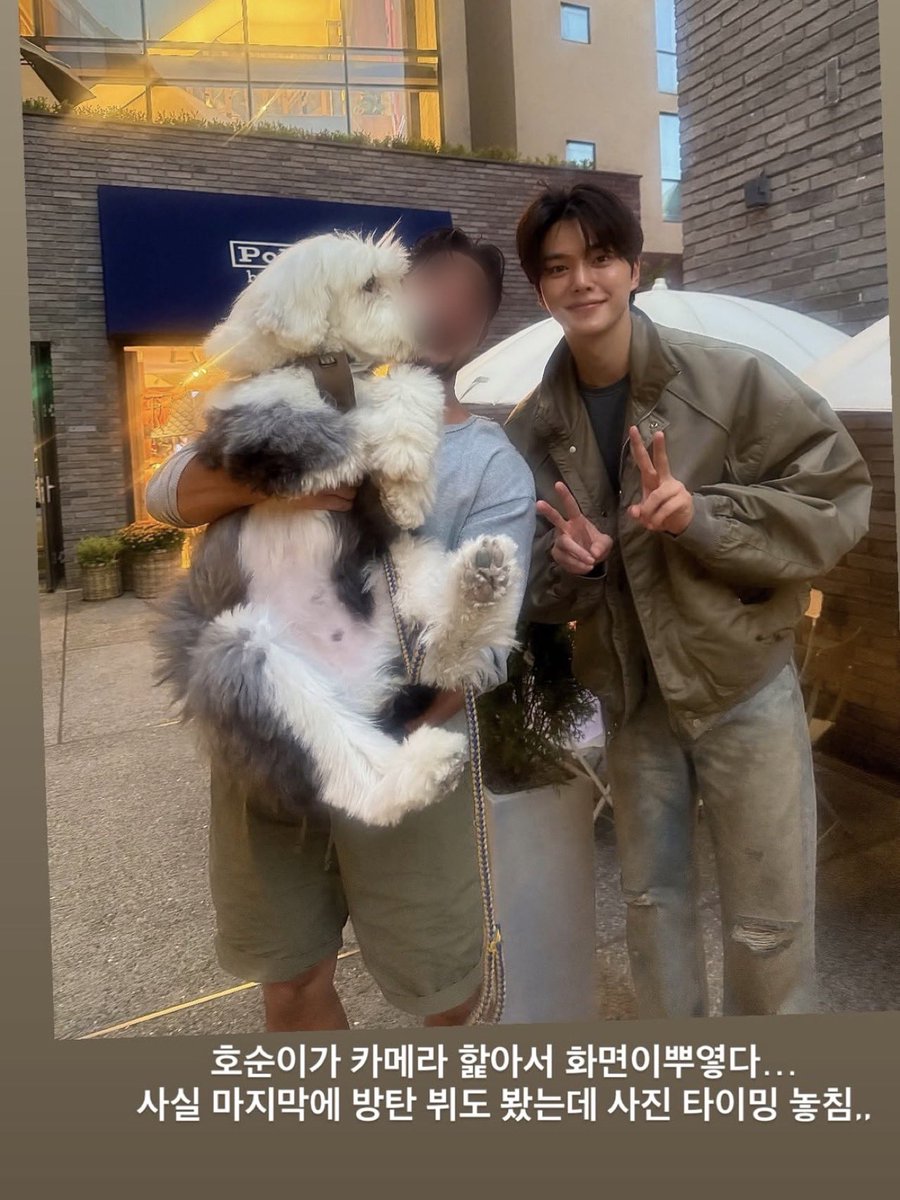 haru423_b's tweet photo. 어제 송강 건주님이랑 뷔님이랑 만낫나봐,,
러닝팸답게 남자 셋이 카페데이트 건전해서 웃음나와 https://t.co/PElnzrJok1