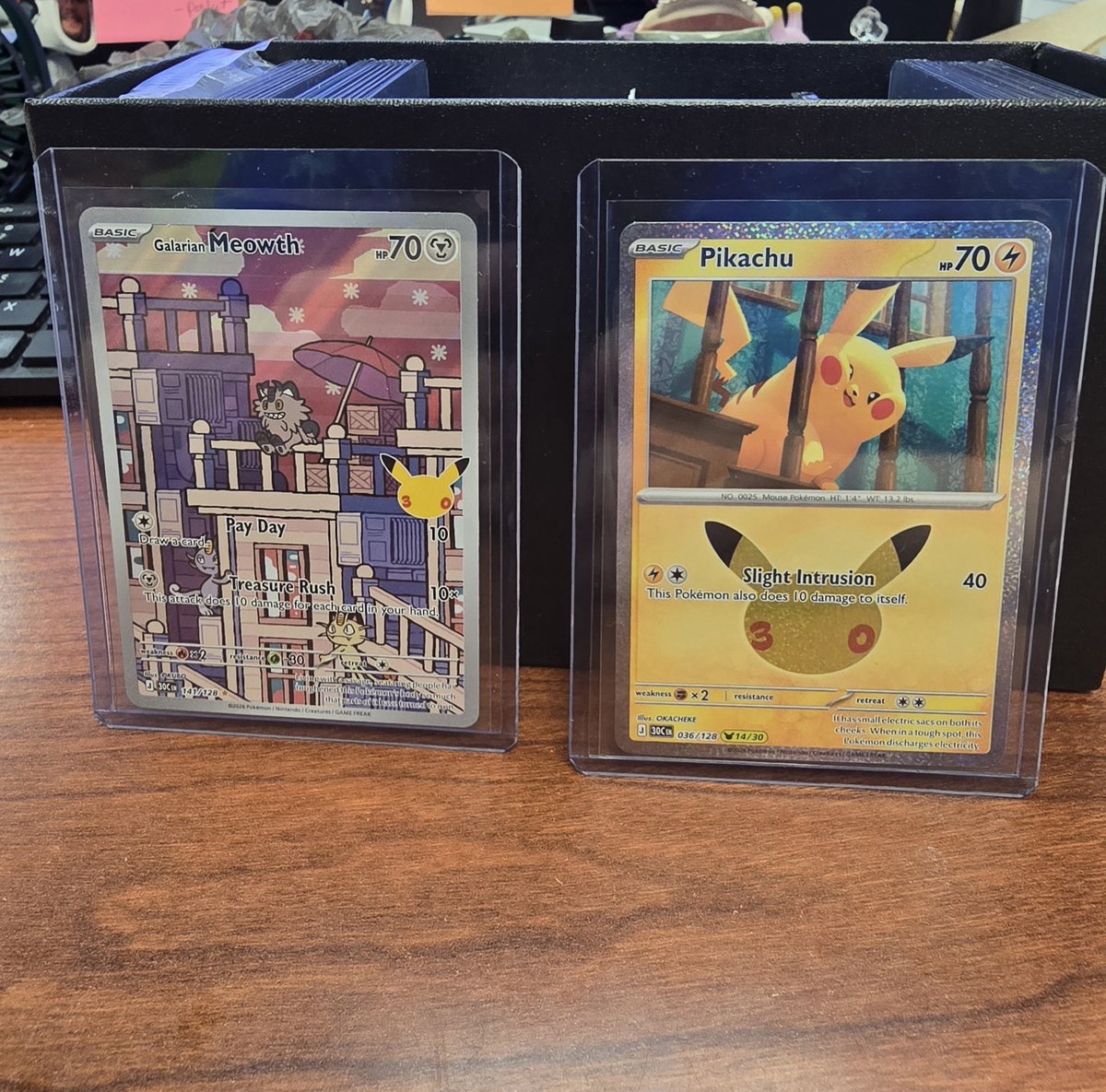 ffennahte's tweet photo. @toptievaulttcg I love the art on these meowth cards and hope to pull the rest of them! Plus I managed to get the derpy pikachu I really wanted! https://t.co/7rak53tBIm