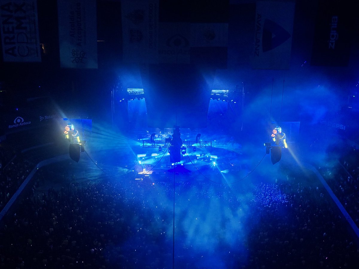 MaraMorInf's tweet photo. Tío @RicardoBSalinas se pasan en tu Arena, eh! Ve donde ponen sus bocinas y no avisan! https://t.co/IgQVU7Zc54