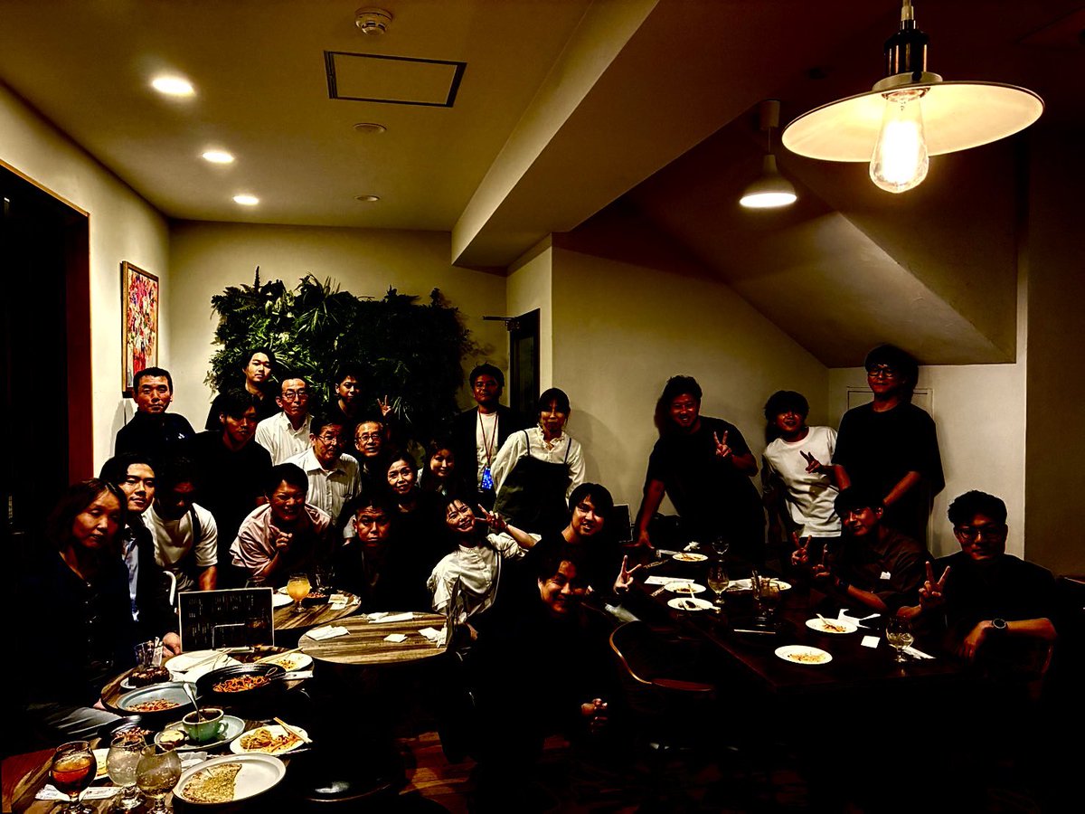 pharmacistyuuto's tweet photo. みなさんにきていただけて嬉しかったです！！

みんなの履歴書の交流会でした！

料理出てきすぎてびっくり笑笑 https://t.co/RsZeHGnq1j