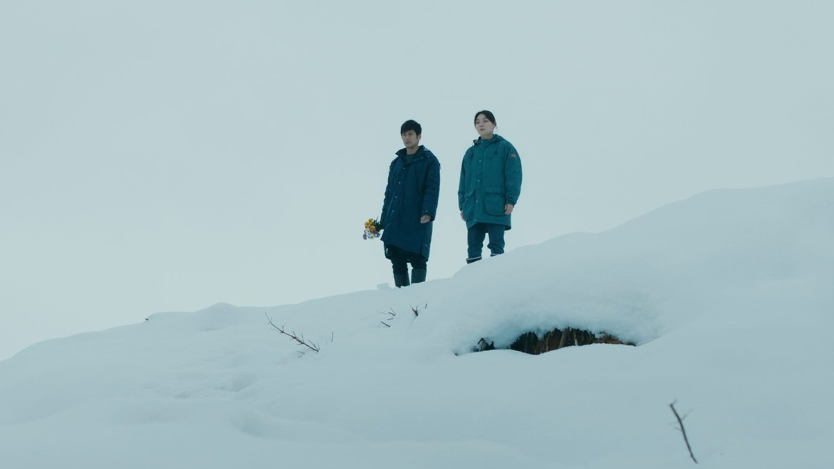 FrameLore's tweet photo. Sometimes ، the hardest distance between two people isn’t measured in miles . It’s measured in the things they never say .

🎬 Drive My Car (2021)
Ryusuke Hamaguchi

#DriveMyCar #RyusukeHamaguchi #JapaneseCinema https://t.co/1sA2LPrUED