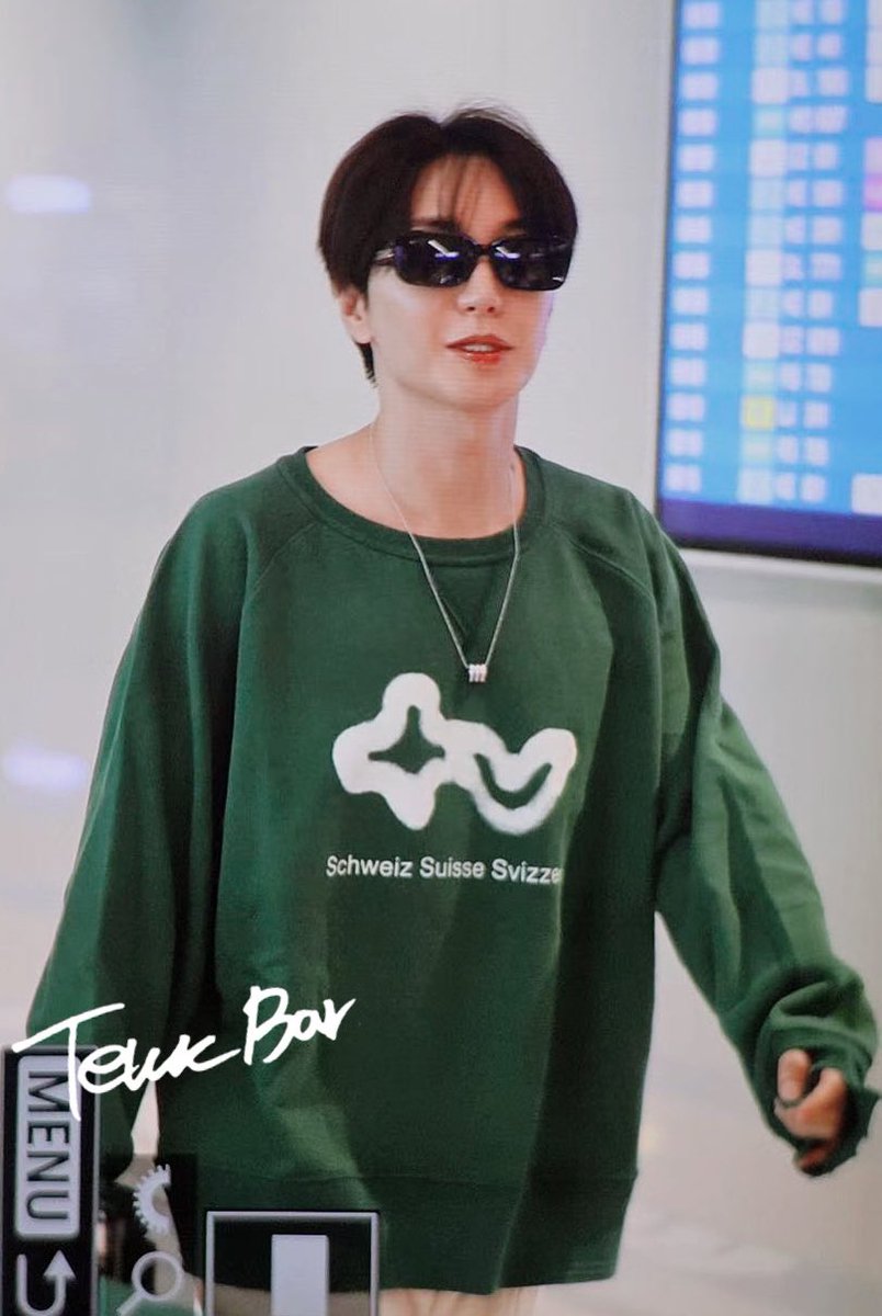 TeukBar's tweet photo. 260930 인천 출국✈️ PREVIEW 

#이특 #LEETEUK
#イトゥク #利特
#슈퍼주니어 #SUPERJUNIOR
@special1004 https://t.co/xCzADzFPWq