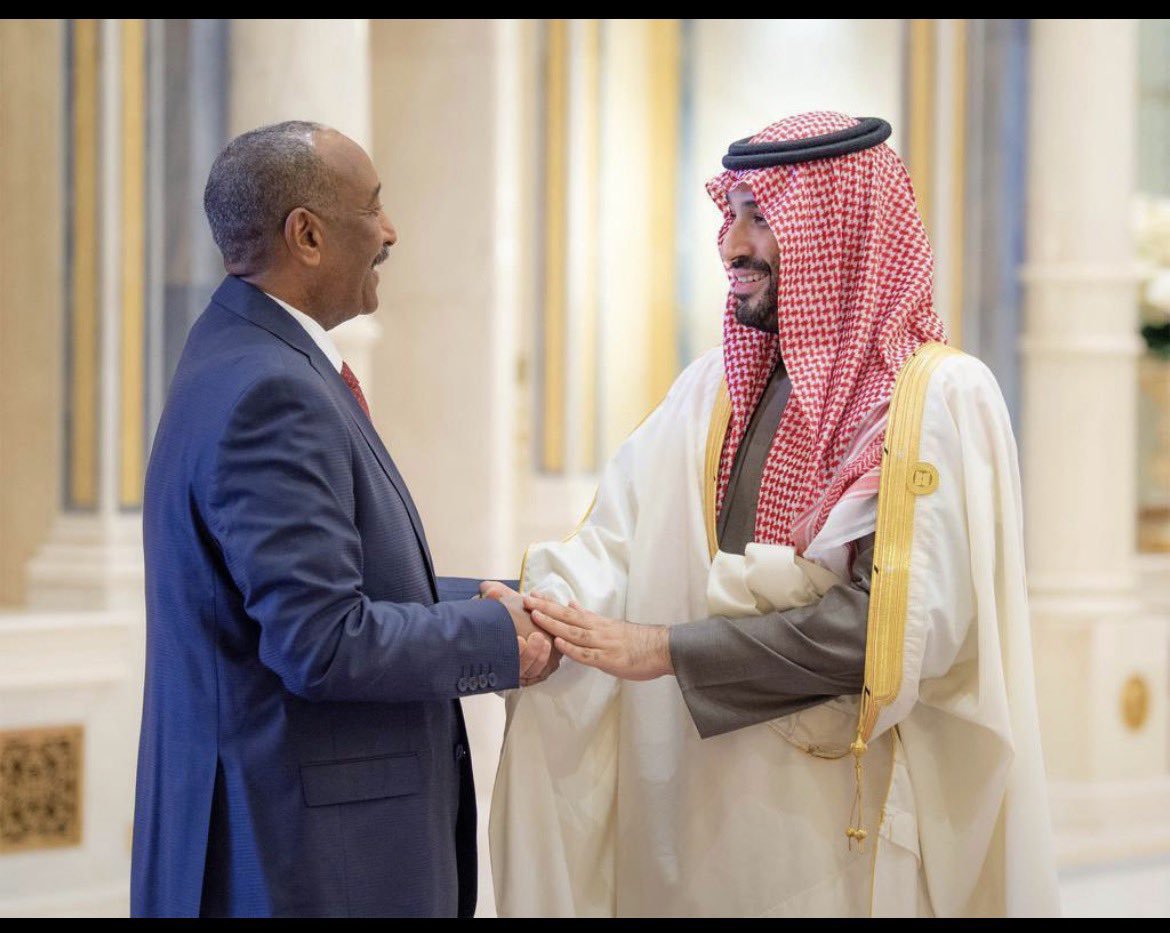 alshagiri's tweet photo. حيا الله رجل المهمات المستحيلة 
الرجل الذي هدم مشروع ضخم

البرهان ارررحب 🇸🇦🤝🇵🇸 https://t.co/E51yYdwYwR