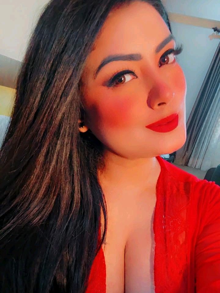 aylacullen's tweet photo. أحيانًا أفتقد نفسي قبل أن أفتقد أحدًا... 🔥 https://t.co/XMjpGy0BQk